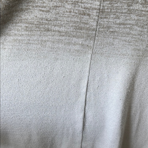 a.n.a- Green and White Sleeveless Top - Picture 5 of 10